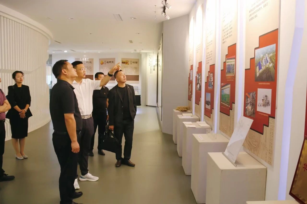 孝感市孝南區(qū)赴河北金博士集團(tuán)進(jìn)行招商考察